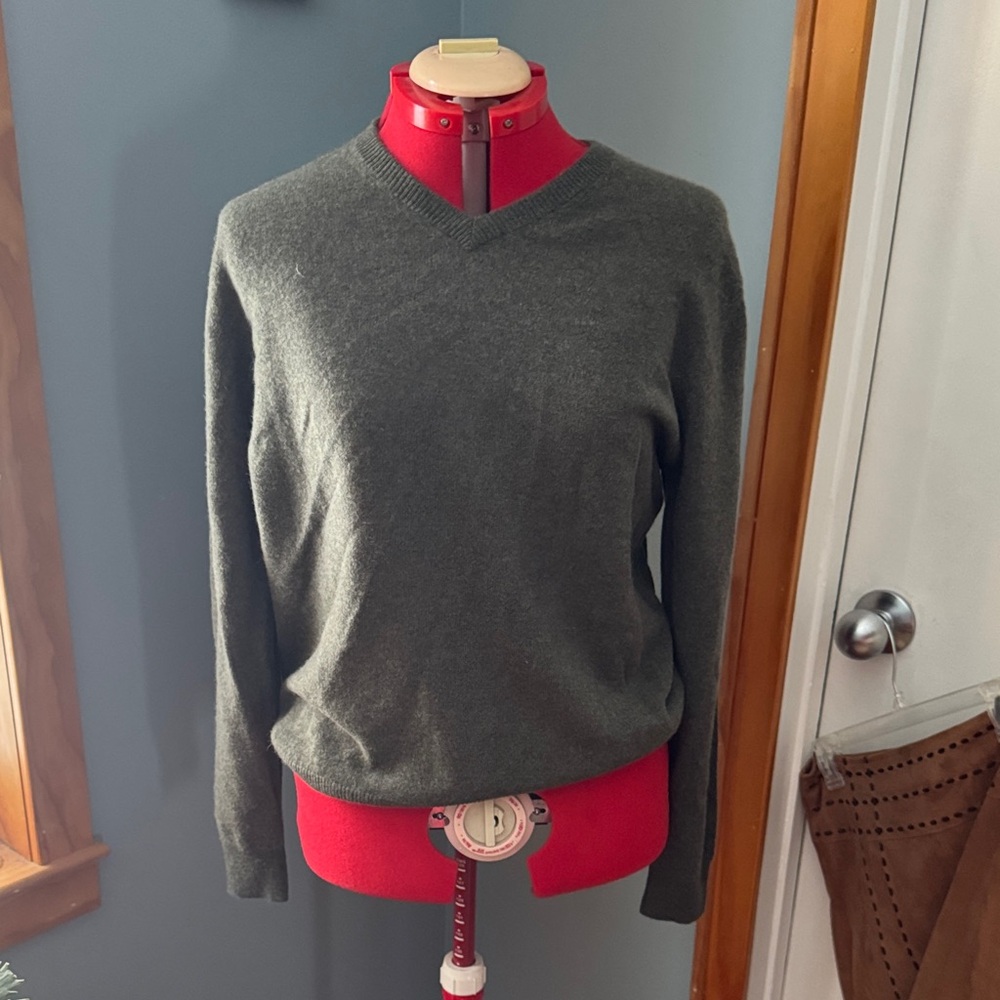 Magaschoni Olive Cashmere Sweater